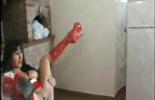 XXX Jari Remaja berada di video bokep sex japan bawah solarium di salon tanning.