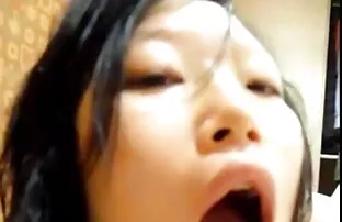 XXX Remaja gila menyalakan lilin di vaginanya. bokep japan terbaik