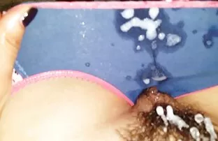 XXX Vagina indah yang bokep petani japan menggeliat dan bermain dengan vaginanya dengan blk dong.